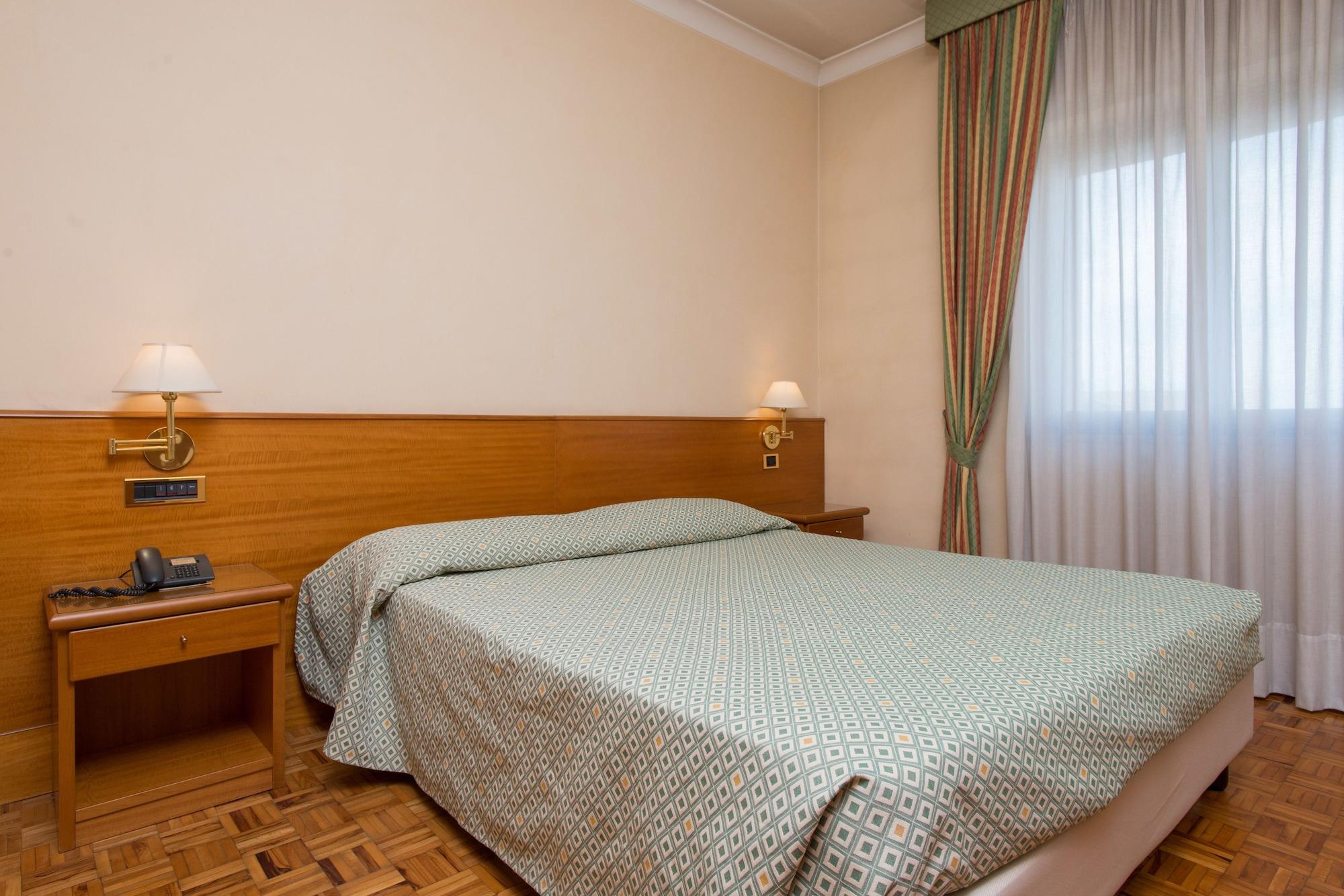 רנדה Hotel San Francesco מראה חיצוני תמונה